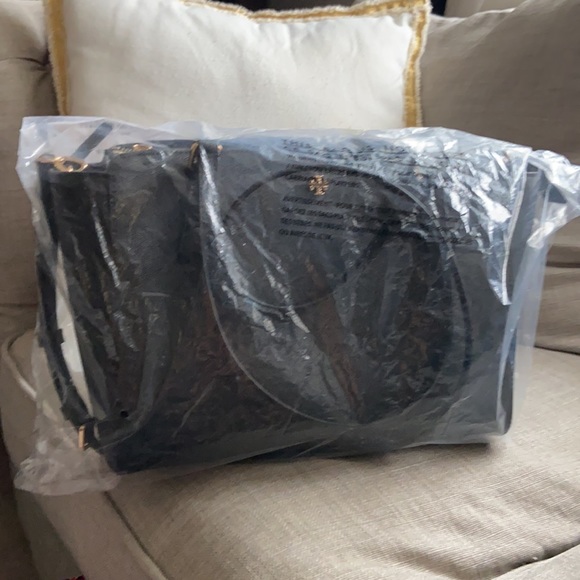 Tory Burch Emerson small top zip tote bag - Picture 10 of 11